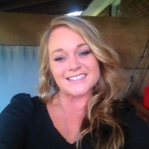 Meet your Posher, Kayce